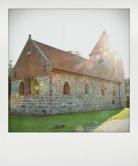 Sehenswürdigkeiten rund um das Heuerhaus Dötlingen: St. Firminus Kirche Sehenswürdigkeiten rund um das Heuerhaus Dötlingen: St. Firminus Kirche